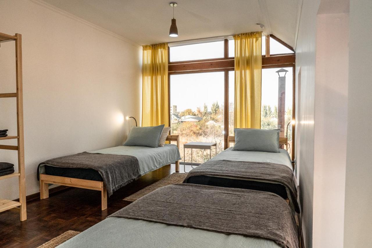 Modern Loft Lighthouse Hostel Karakol Ngoại thất bức ảnh