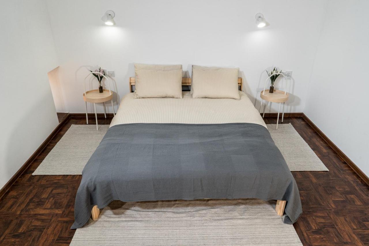 Modern Loft Lighthouse Hostel Karakol Ngoại thất bức ảnh